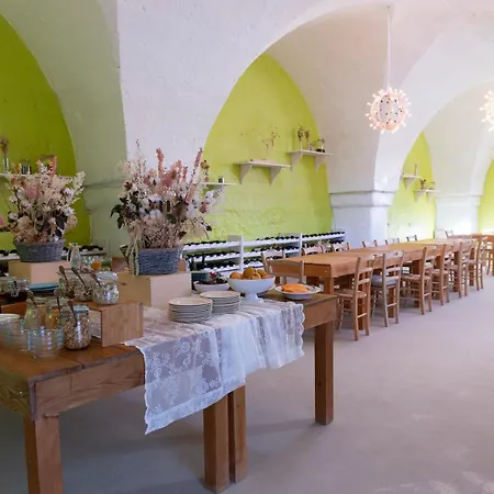 ファームステイ Masseria Mozzone ファザーノ